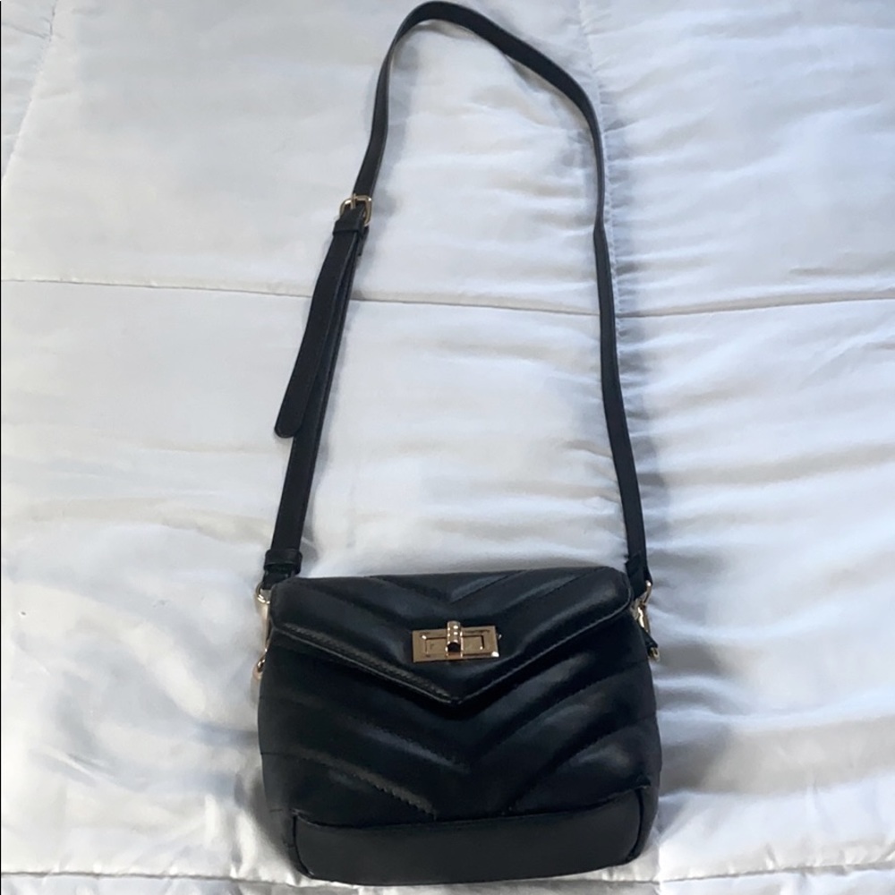 Black Crossbody Purse!